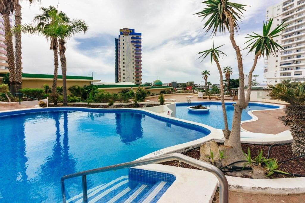 אדחה Skyline View Apartment - Free Private Parking Including & Guest Bonus מראה חיצוני תמונה