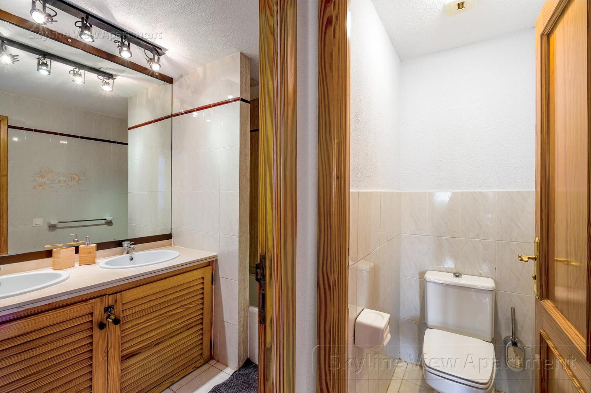 אדחה Skyline View Apartment - Free Private Parking Including & Guest Bonus מראה חיצוני תמונה