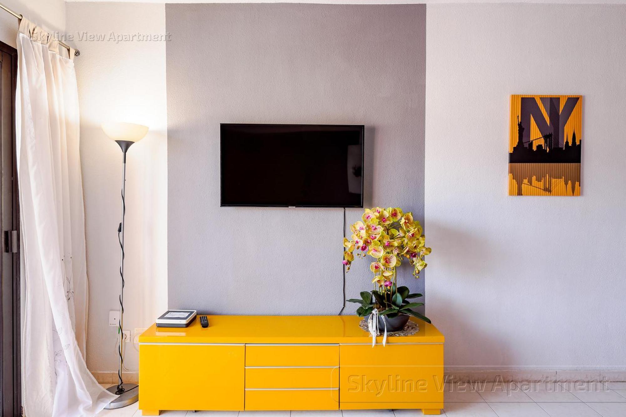 אדחה Skyline View Apartment - Free Private Parking Including & Guest Bonus מראה חיצוני תמונה