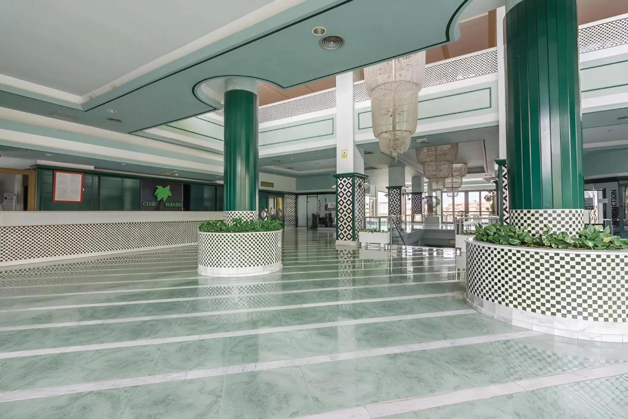 אדחה Skyline View Apartment - Free Private Parking Including & Guest Bonus מראה חיצוני תמונה
